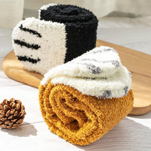 Load image into Gallery viewer, Cute Cat Claws Thick Warm Socks (3 pairs)