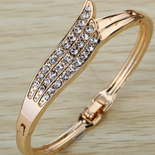 Load image into Gallery viewer, Angel Wings Bangle