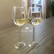 Load image into Gallery viewer, Crystal Shark Wine Glass