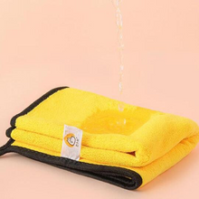 Load image into Gallery viewer, Super Absorbent Quick-drying Pet Cleaning Towel
